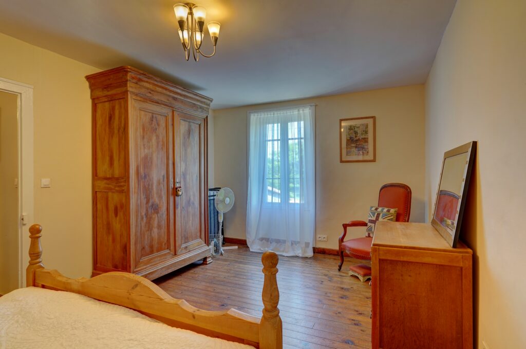 Image gallery image